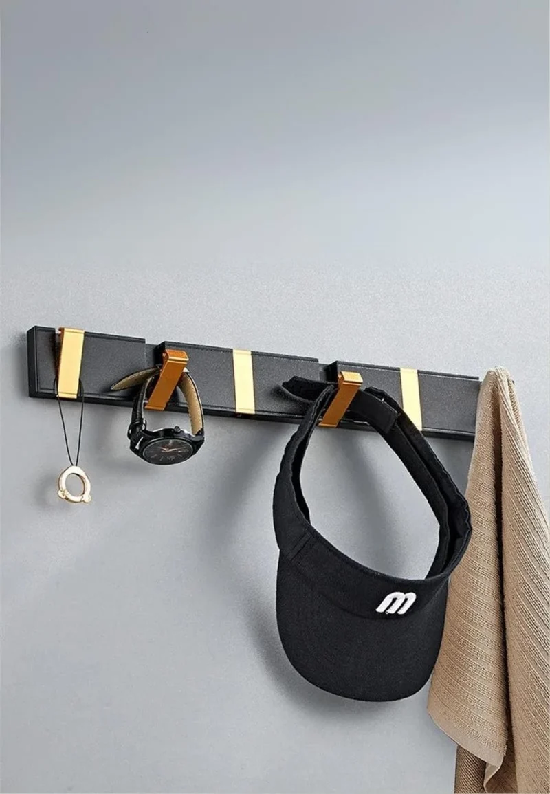 Porte manteau mural design Noir Doré 5 crochets