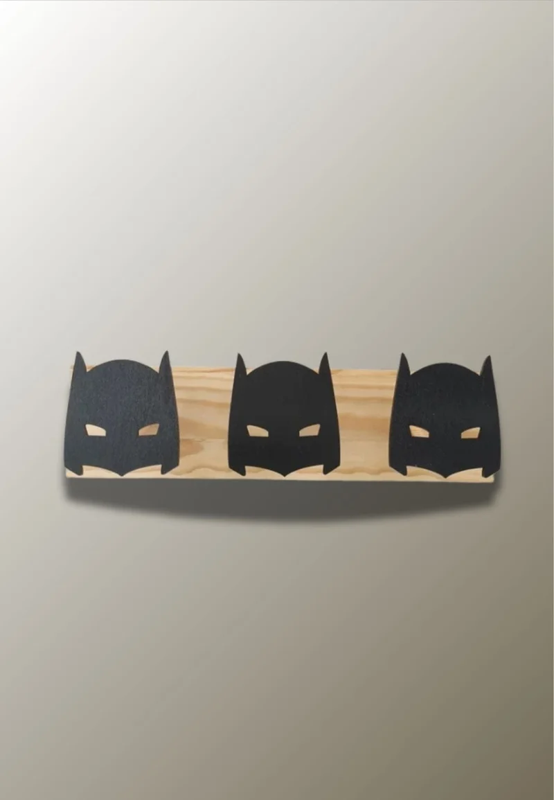 Porte manteau mural enfant triple Masque Batman