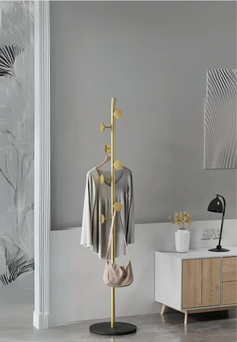 Porte manteau sur pied design champignon doré sur base noire