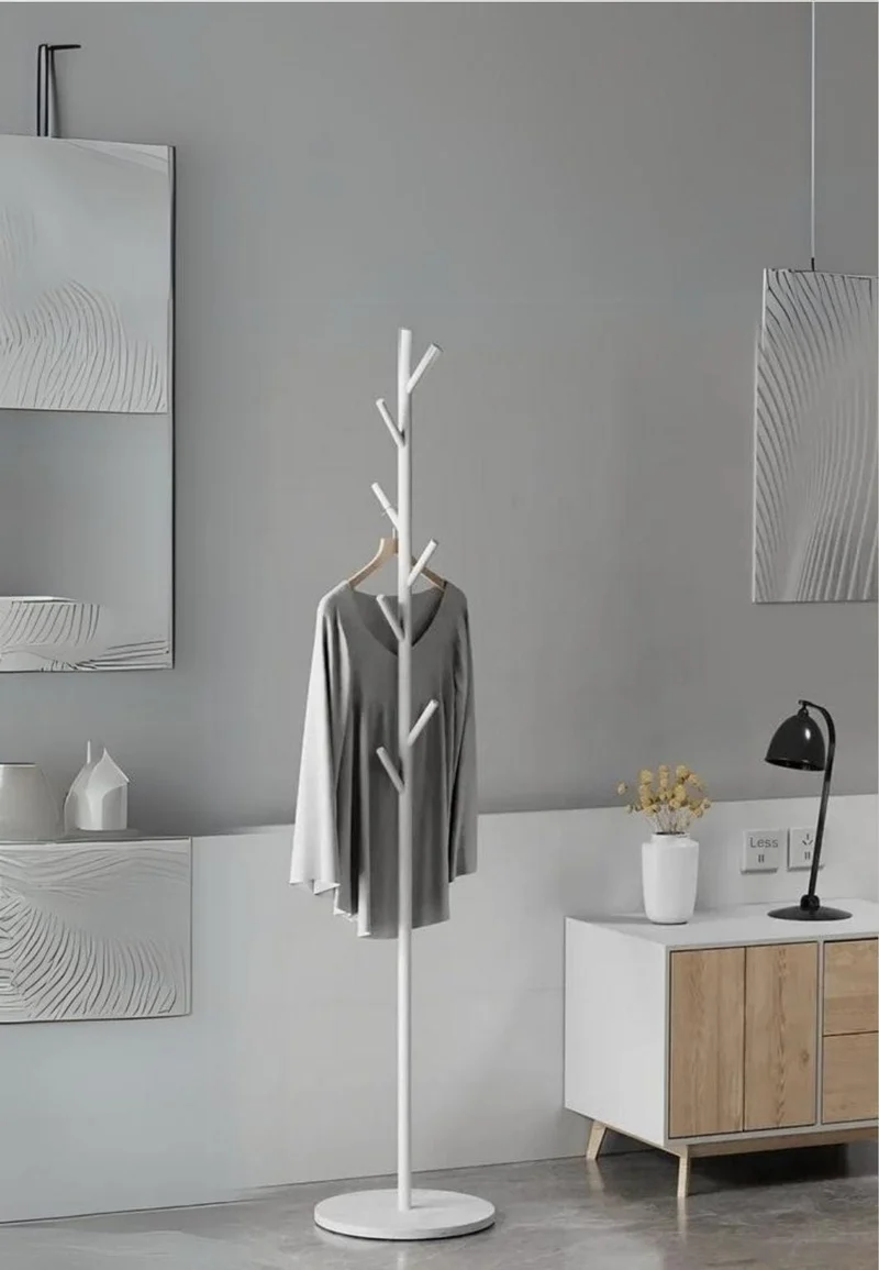 Porte manteau sur pied design arbre blanc sur base blanche