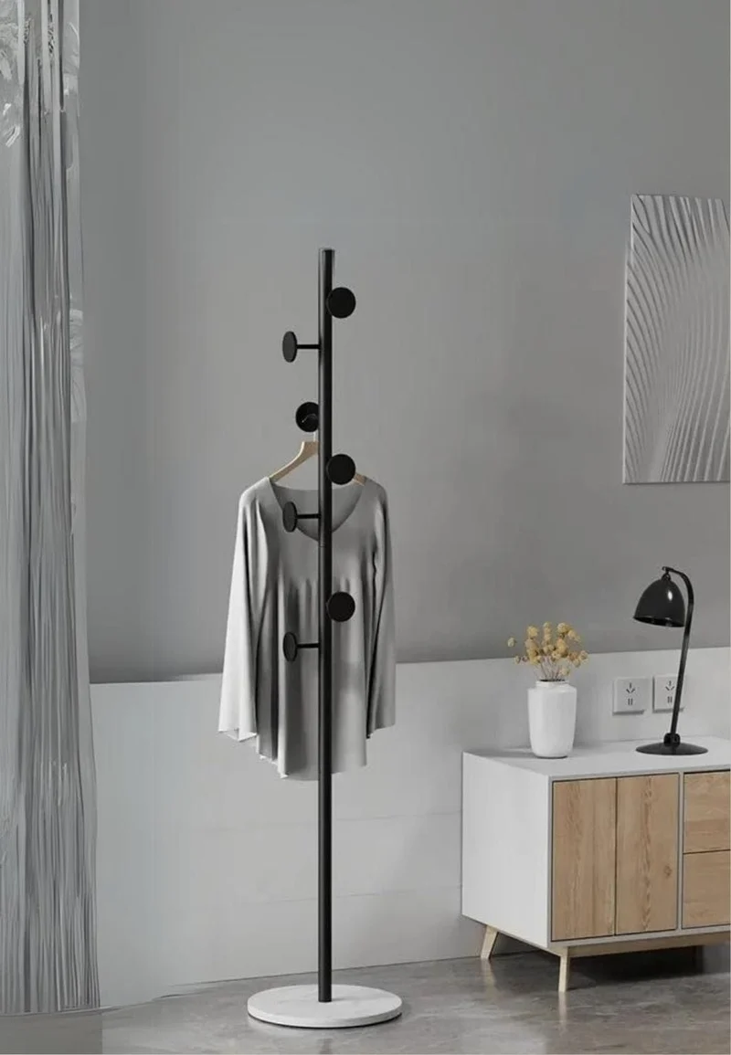 Porte manteau sur pied design champignon noir sur base blanche