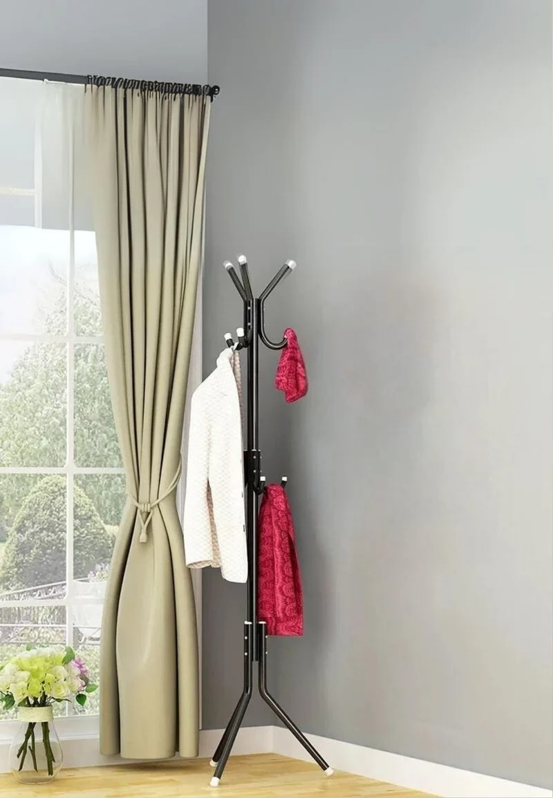 Porte manteau sur pied perroquet noir 9 crochets