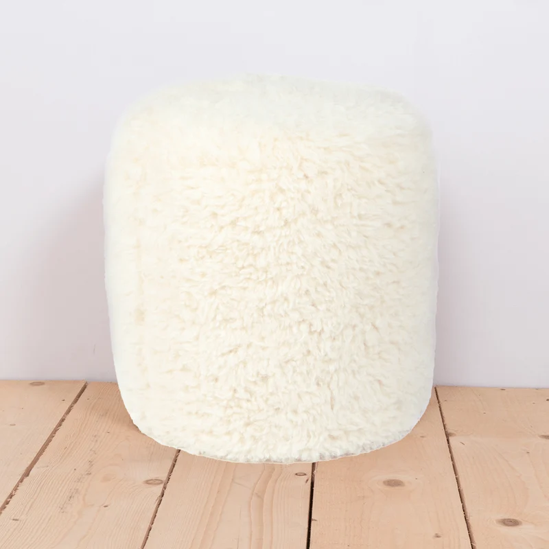 Pouf Classique en Fausse Fourrure
