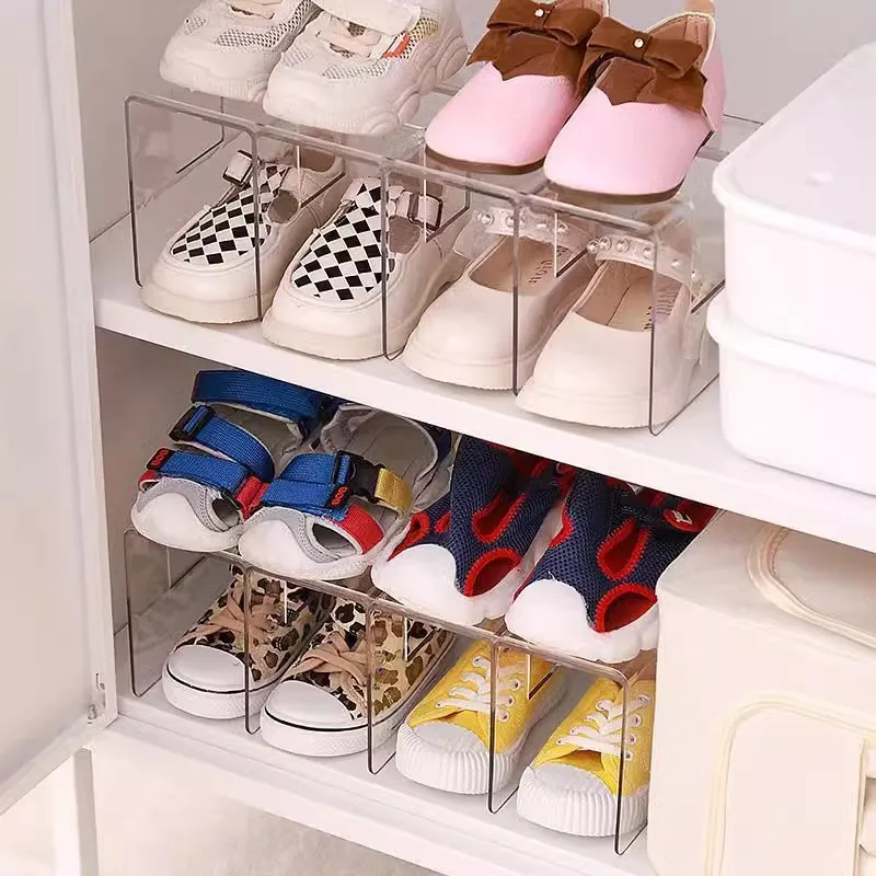 Boîte sneakers transparente empilable