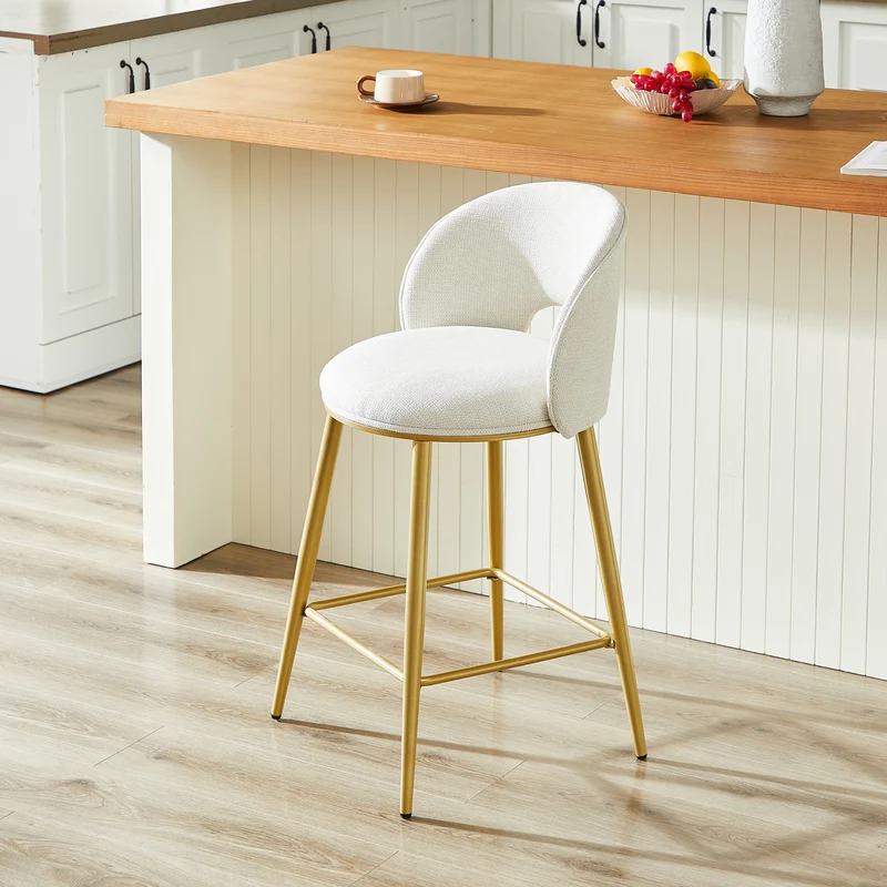 Lot de 2 tabourets de bar chenille beige avec dossier ajouré, pieds dorés FLAREKAEL