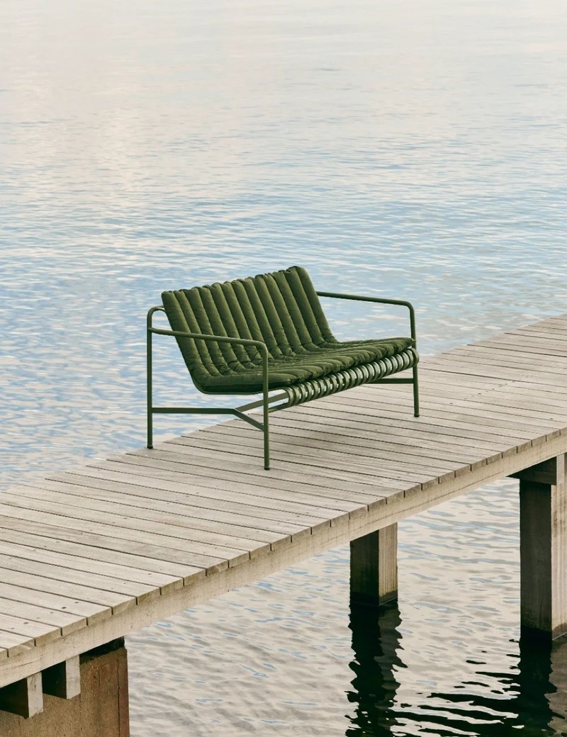 Palissade dining bench armrest