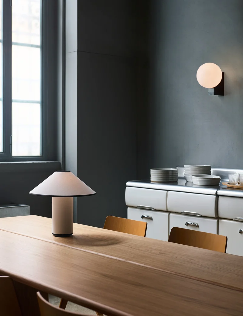 ita dining table os2