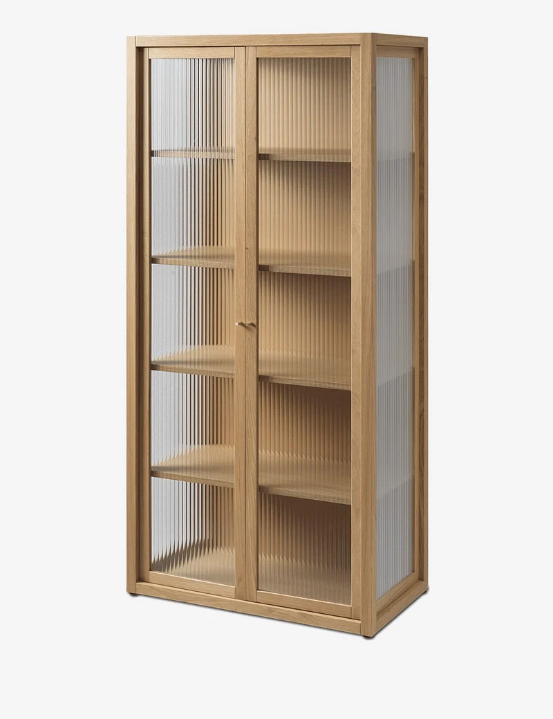 reed vitrine
