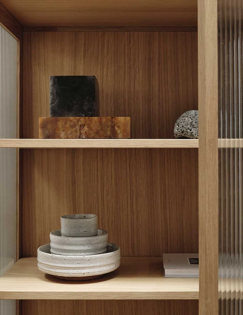 reed vitrine