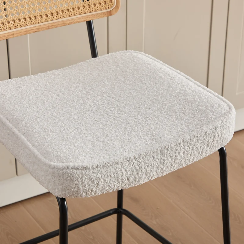 Lot de 2 tabourets de bar chenille bouclette beige dossier en rotin et repose-pieds FABRIC CART