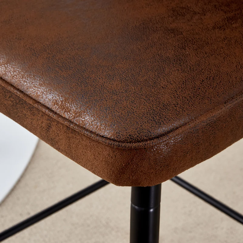Ensemble de 2 tabourets de bar tissu marron, pied métal noir et repose pieds, hauteur d'asssie 68cm CLARITYLCA