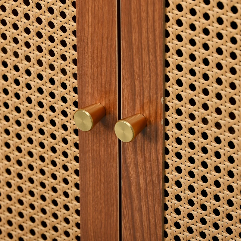 Buffet effet bois noyer avec 3 portes en rotin poignées pieds dorés 129,8x40x76cm OMOILL
