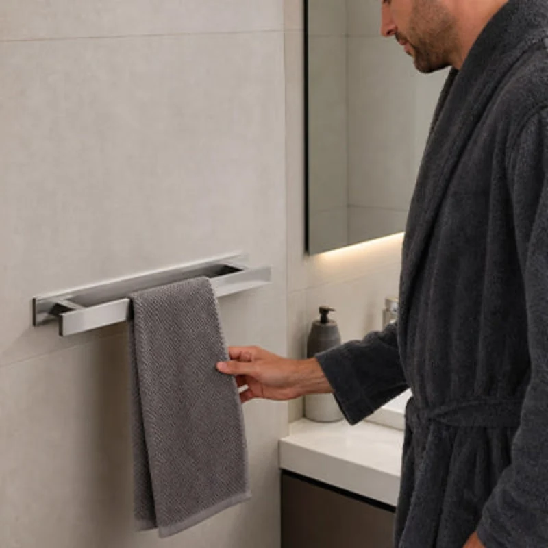 Porte serviette mural CleariaHome Nova en acier inoxydable