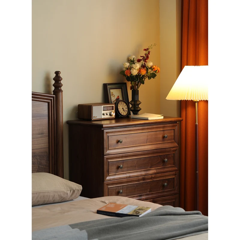 Heritage American Style Vintage Walnut Wood Dresser