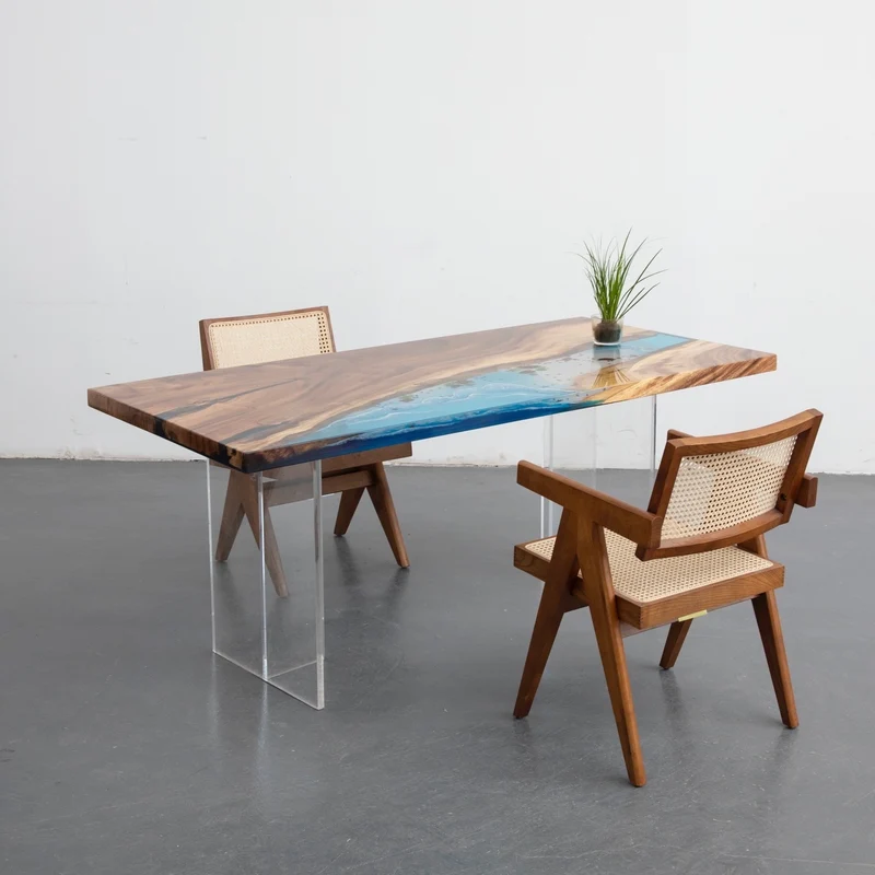 Crystal Clear Walnut Wood Epoxy Resin Table