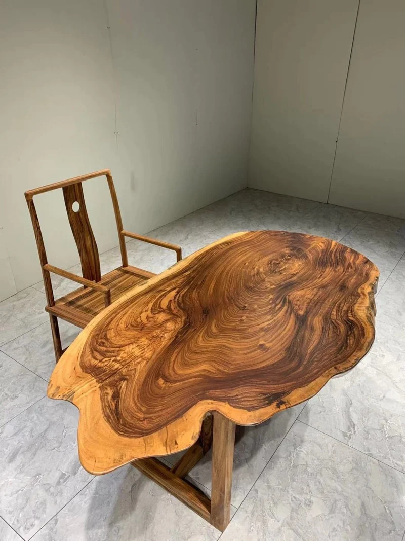 Live Edge Leaf Shape Dining Table