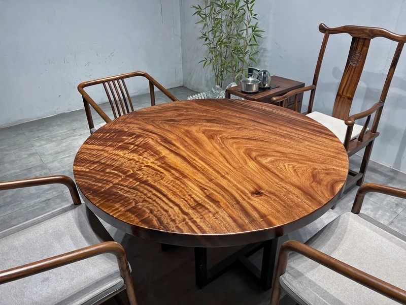 Natural Beauty Monkey Pod Wood Round Table