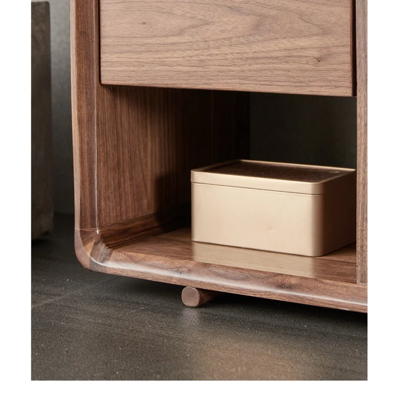 Comprehensive Multi-Grid Design Solid Wood Side Table