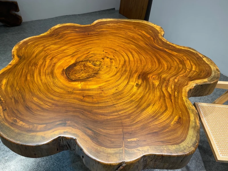 Elemental Live Edge Beli Noir Wood Dining Table