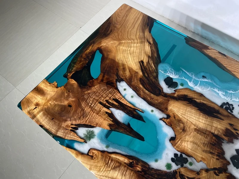 Glistening Surface Solid Wood Epoxy Resin Table