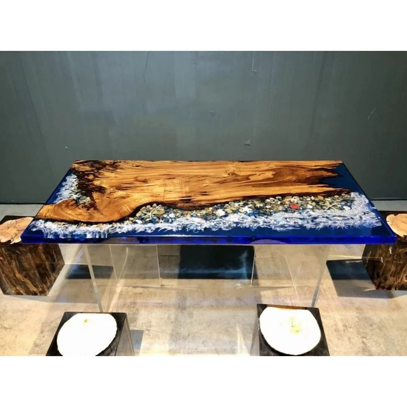 Terra Beautiful Decors Resin Solid Camphor Wood Table
