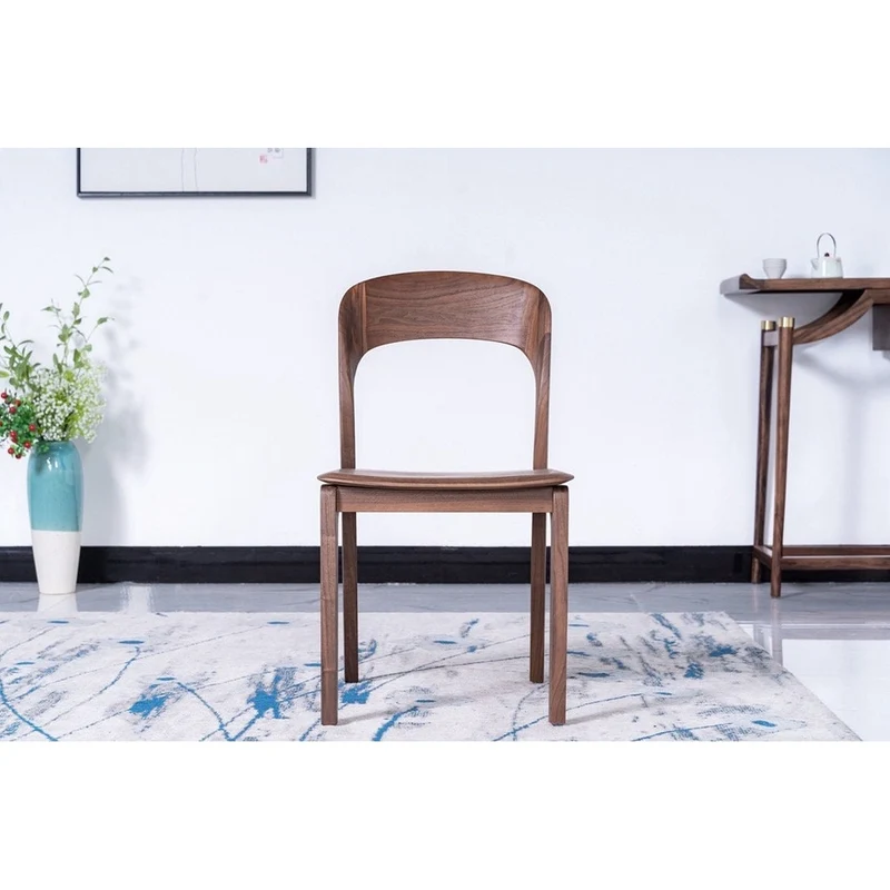 Minimalist Modern Classy Round Dining Chair