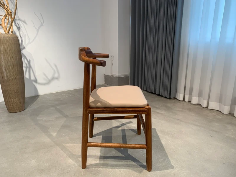 Epic Monkey Pod Wood Cow Horn Elbow Chair