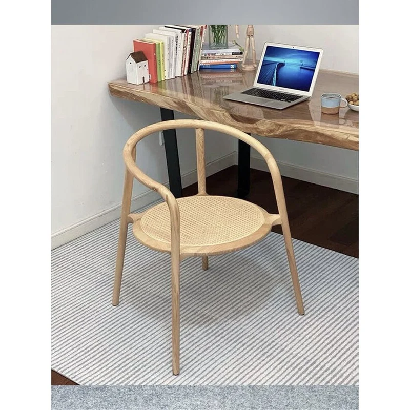 Terrene Vintage Rattan Round Ash Chair