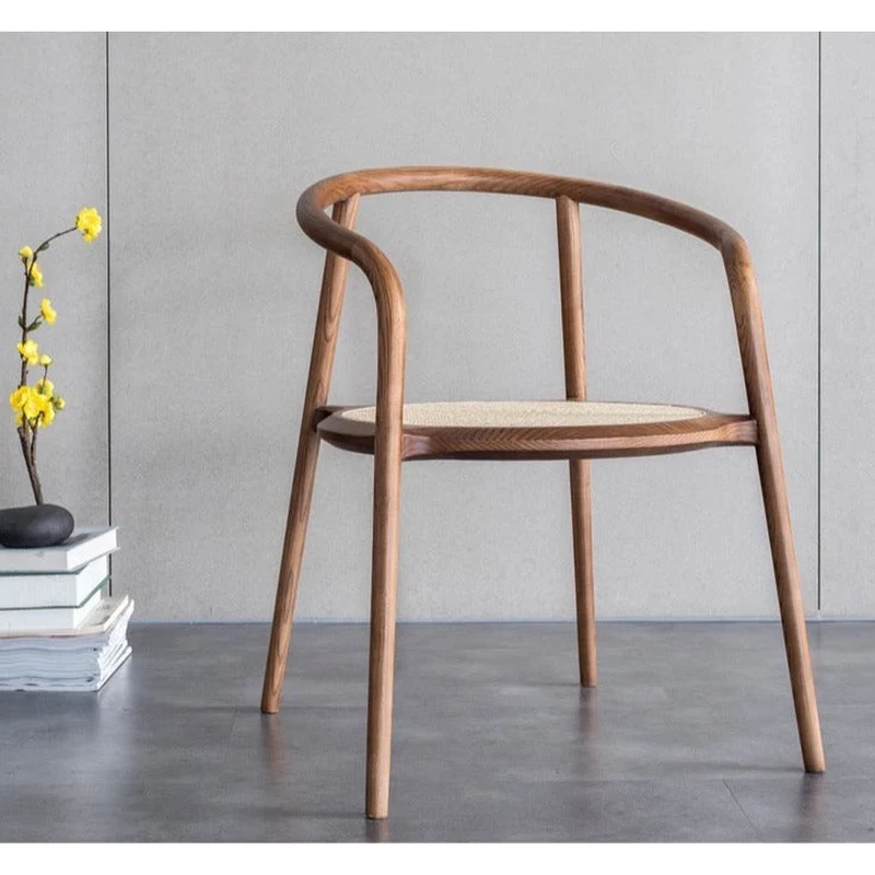 Terrene Vintage Rattan Round Ash Chair
