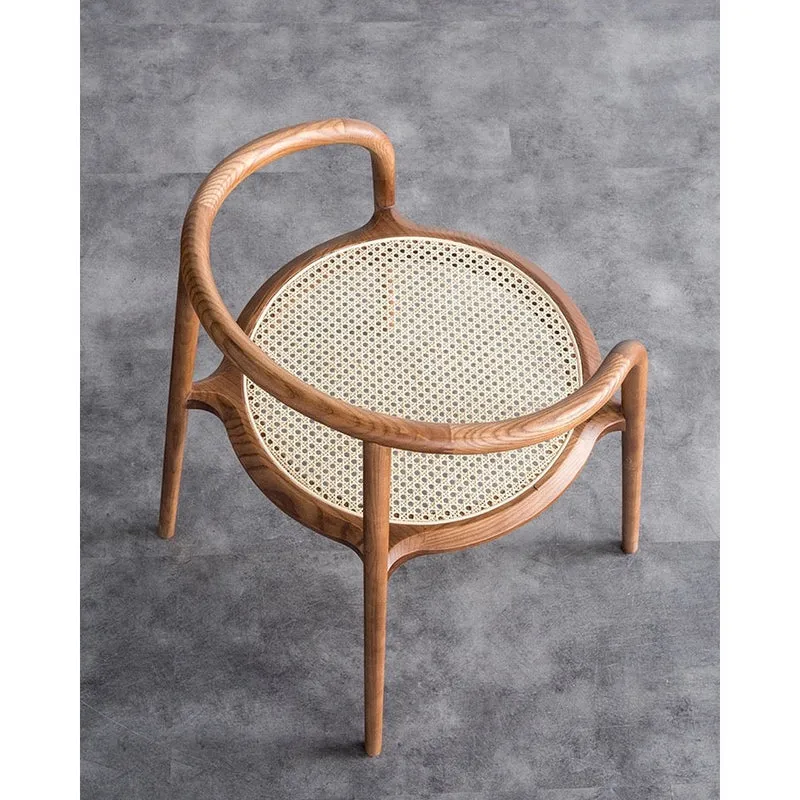 Terrene Vintage Rattan Round Ash Chair