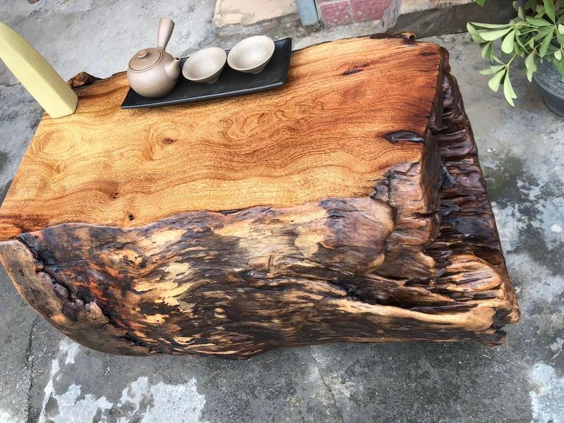 Nimbus Full Frame Solid Wood Coffee Table