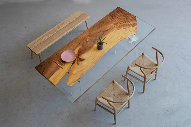Breeze Artworks Transparent Epoxy Resin Tabletop