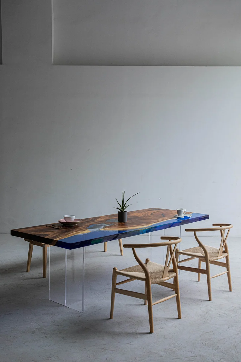 Epoxy Resin Solid Wood Dining Table