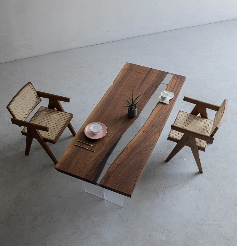 Vivid Edge Transparent Solid Wood Epoxy Resin Table