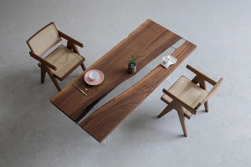 Vivid Edge Transparent Solid Wood Epoxy Resin Table