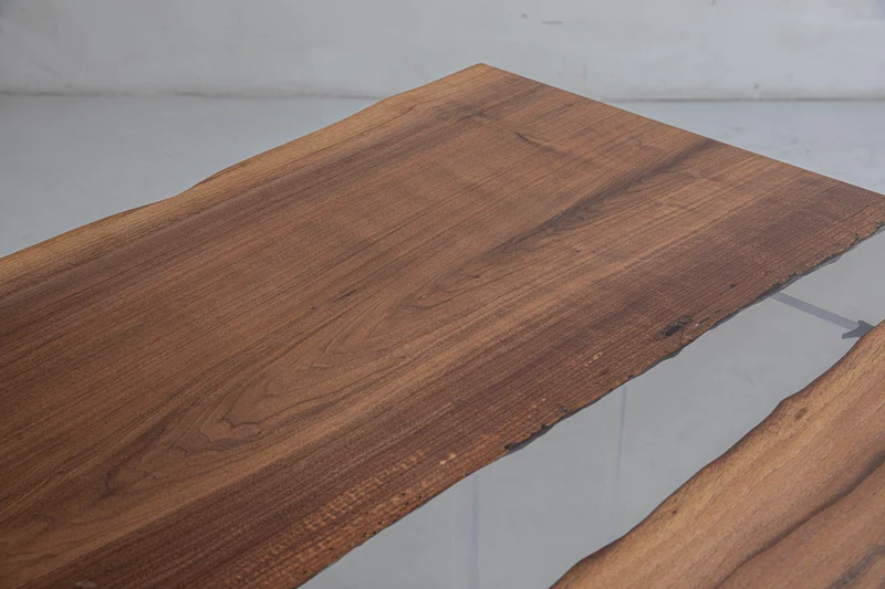 Vivid Edge Transparent Solid Wood Epoxy Resin Table