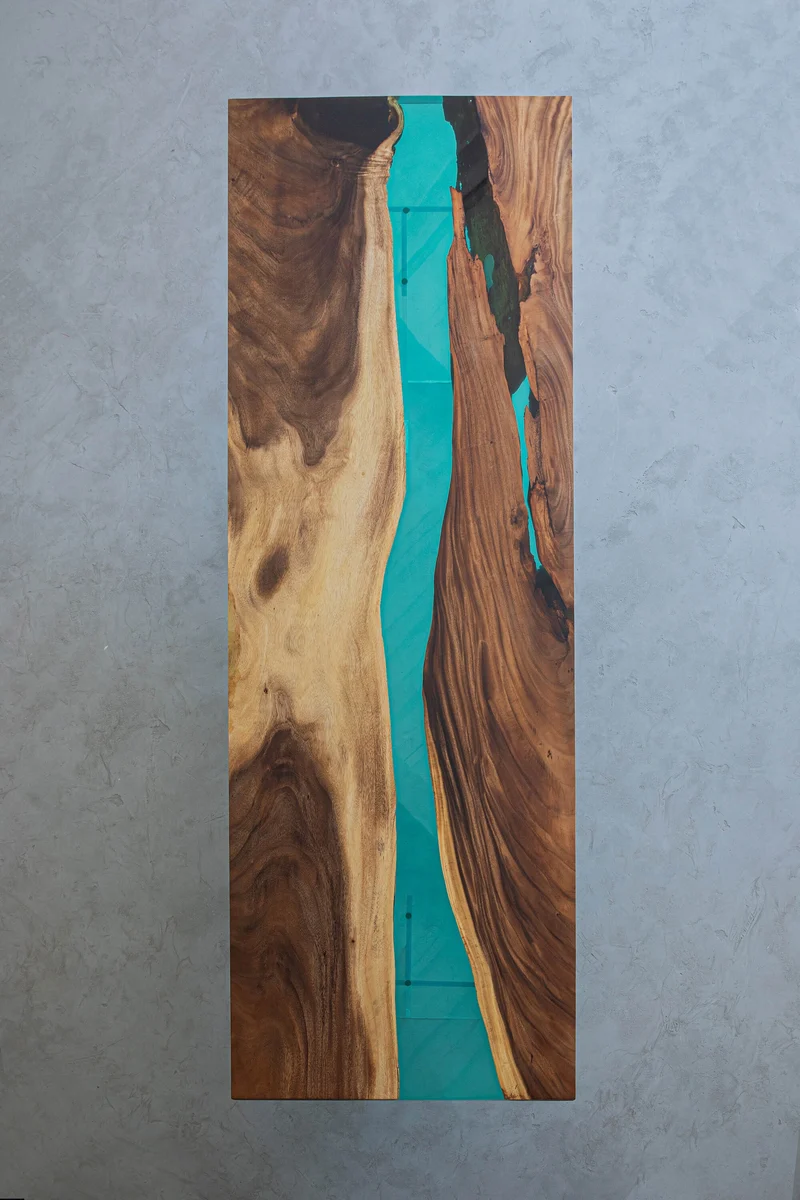 South America Walnut Wood Epoxy Resin Table with Japanese Resin