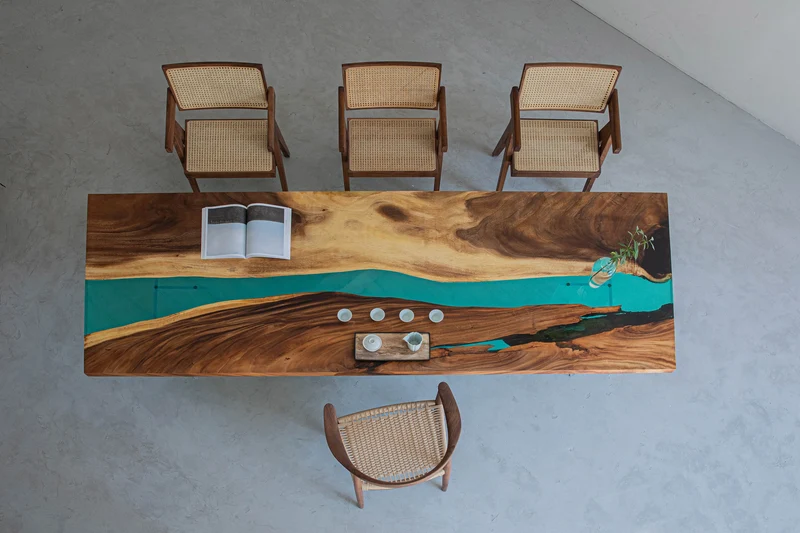 South America Walnut Wood Epoxy Resin Table with Japanese Resin