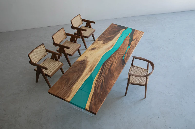 South America Walnut Wood Epoxy Resin Table with Japanese Resin
