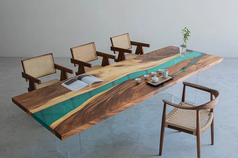 South America Walnut Wood Epoxy Resin Table with Japanese Resin