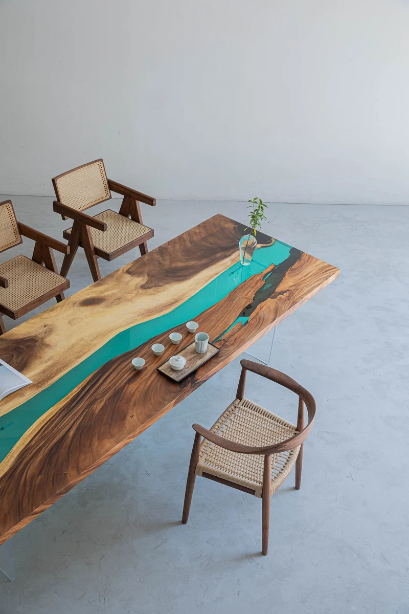 South America Walnut Wood Epoxy Resin Table with Japanese Resin