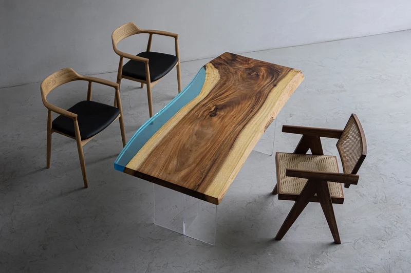 Citrine High-Quality Light Color River Epoxy Resin Table