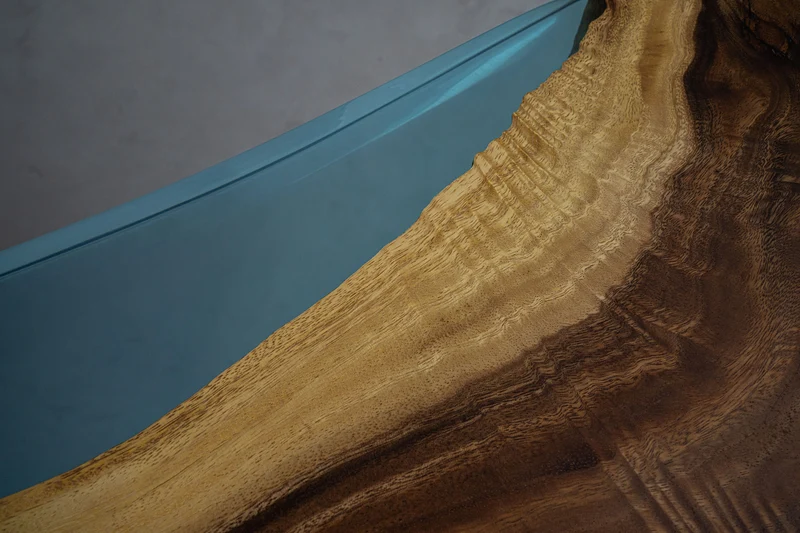 Citrine High-Quality Light Color River Epoxy Resin Table