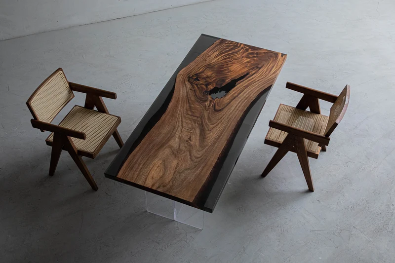 Essential Artworks Stunning Epoxy Resin Dining Table