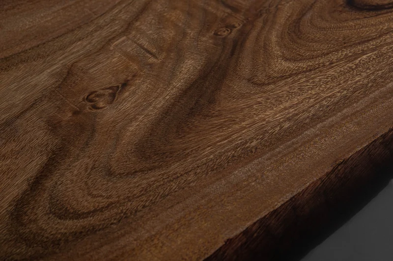 Essential Artworks Stunning Epoxy Resin Dining Table