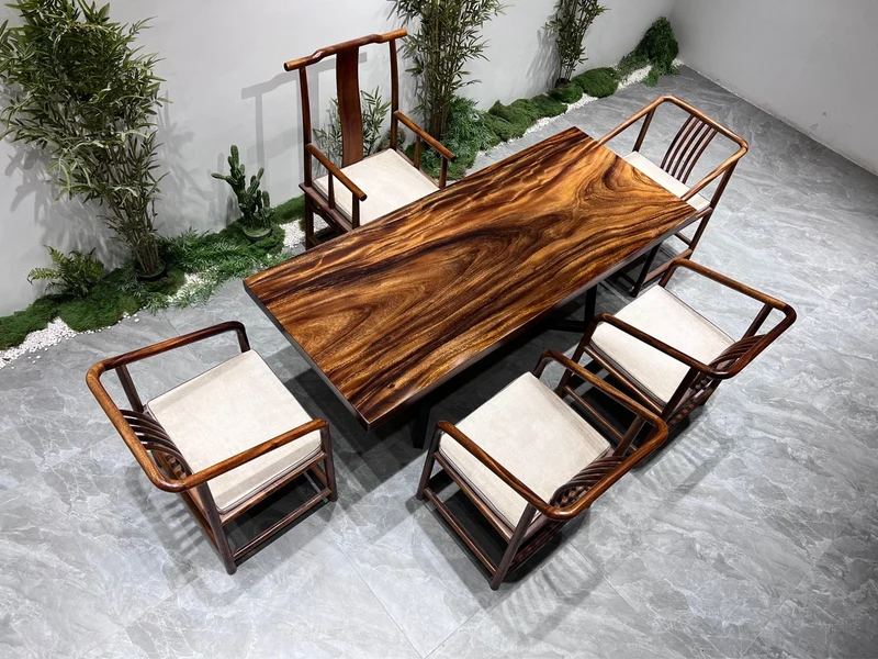 Solid American Walnut Brown Color Wood Slab Table