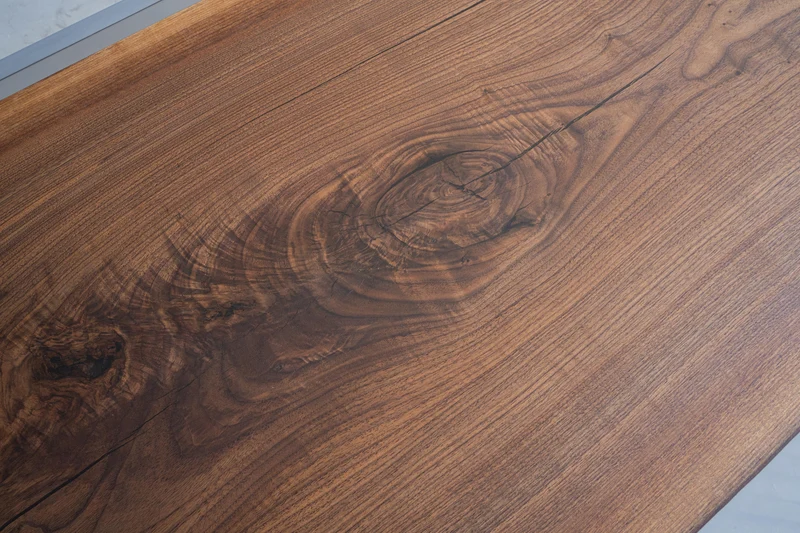 Essential Artworks Transparent Epoxy Resin Tabletop