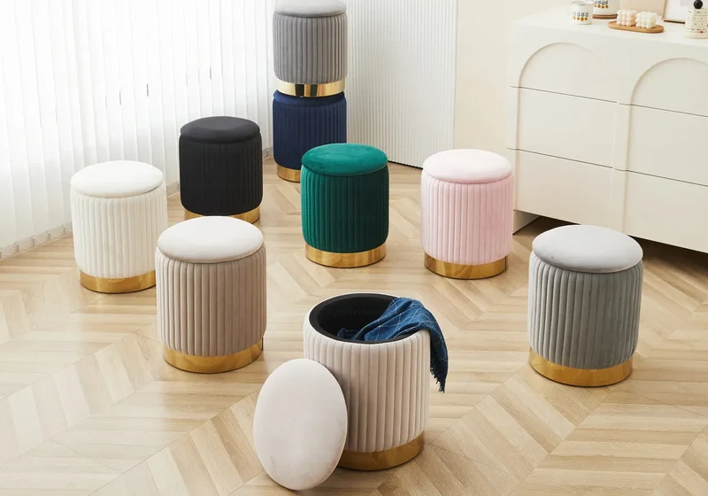 Pouf velours moka coffre - Iris
