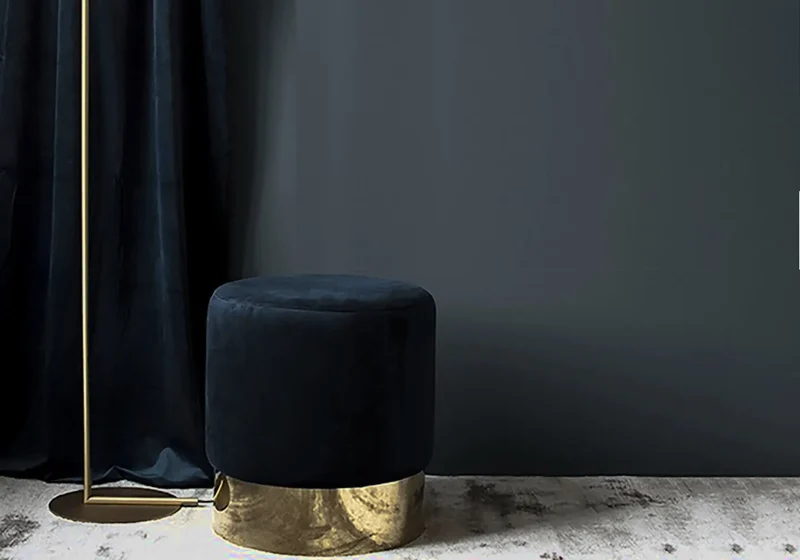 Pouf design doré velours noir - Lisy