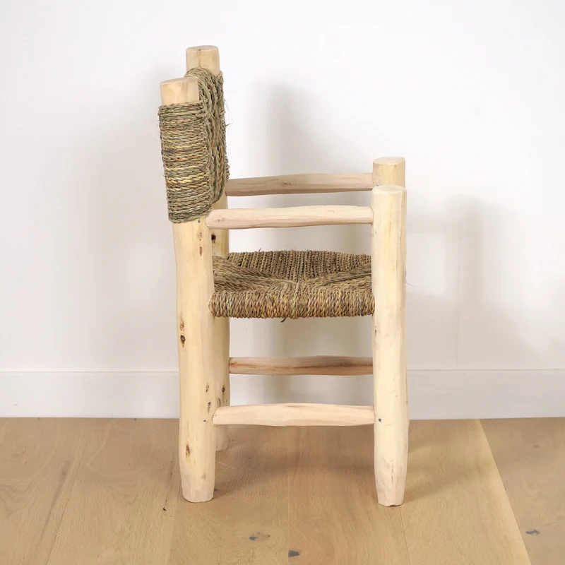 Chaise enfant en bois avec accoudoirs